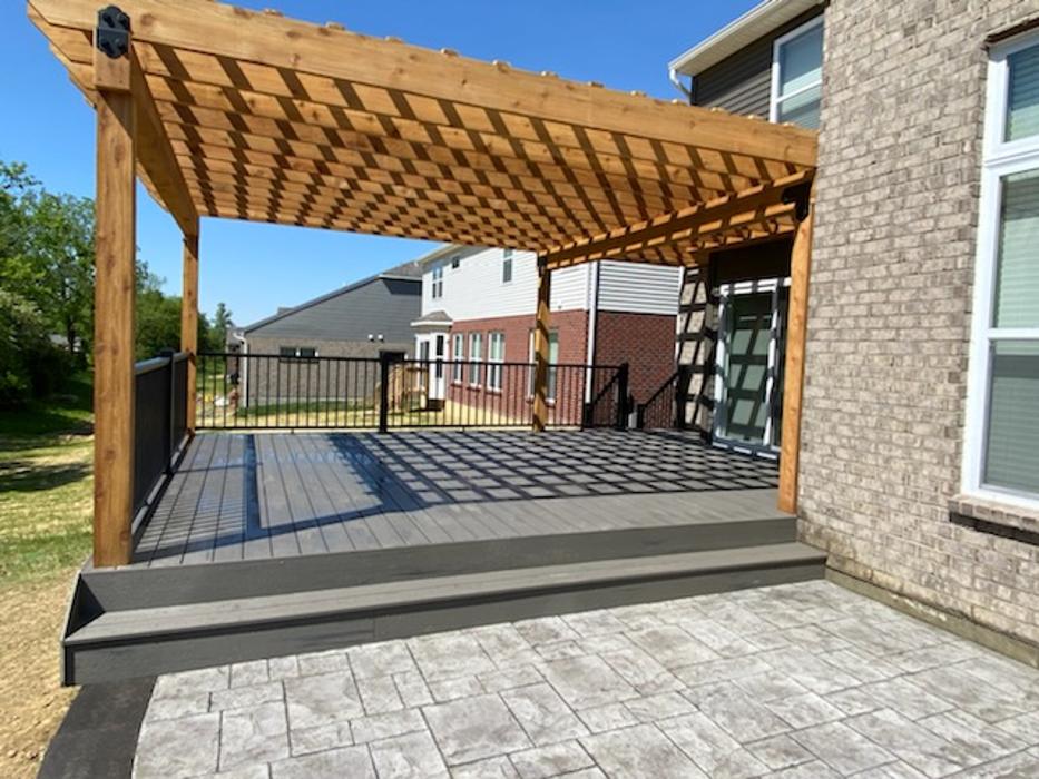 Estridge Deck and Patio LLC Image