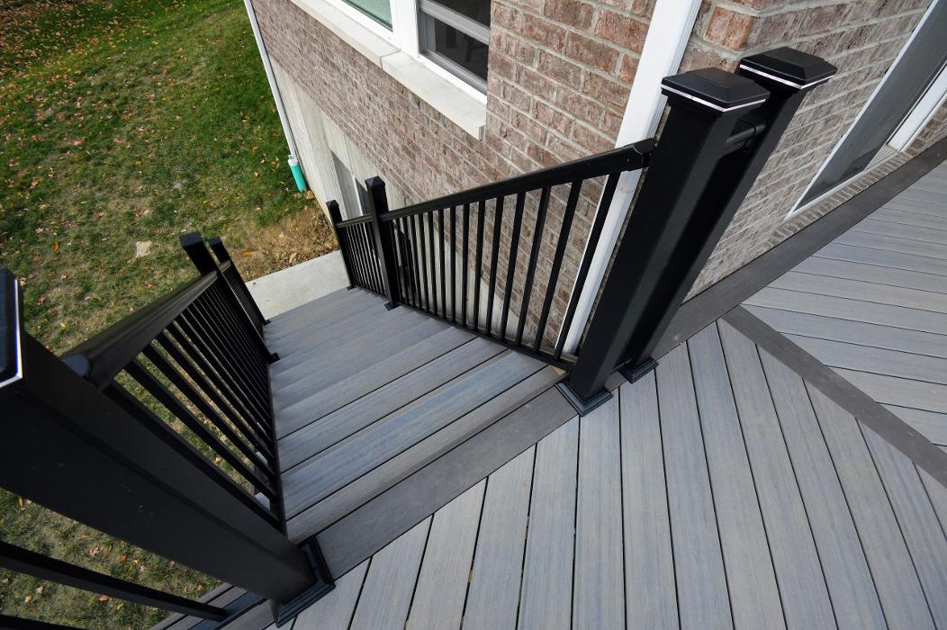 Estridge Deck and Patio LLC Image