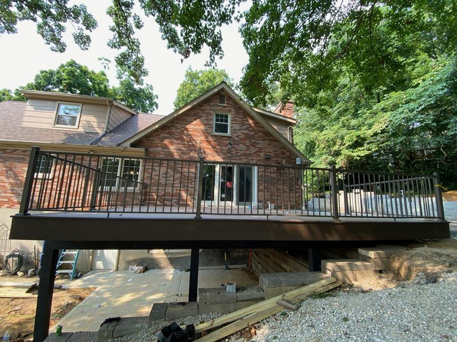 Estridge Deck and Patio LLC Image