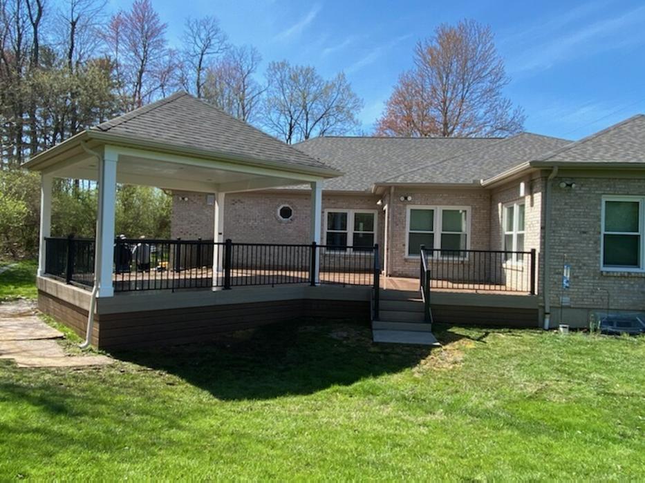 Estridge Deck and Patio LLC Image