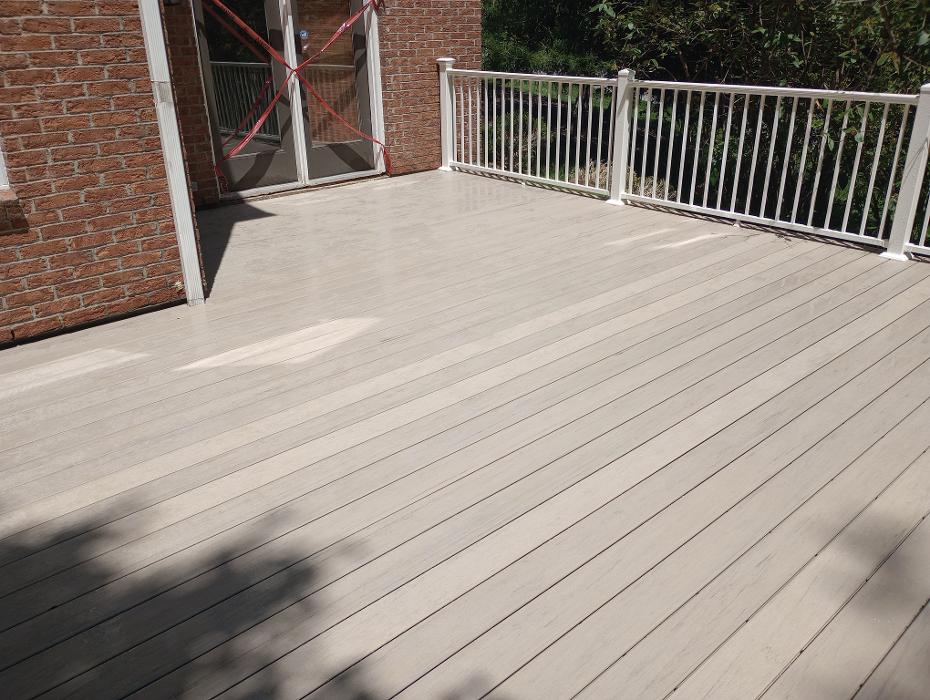 Estridge Deck and Patio LLC Image