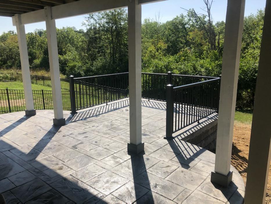 Estridge Deck and Patio LLC Image