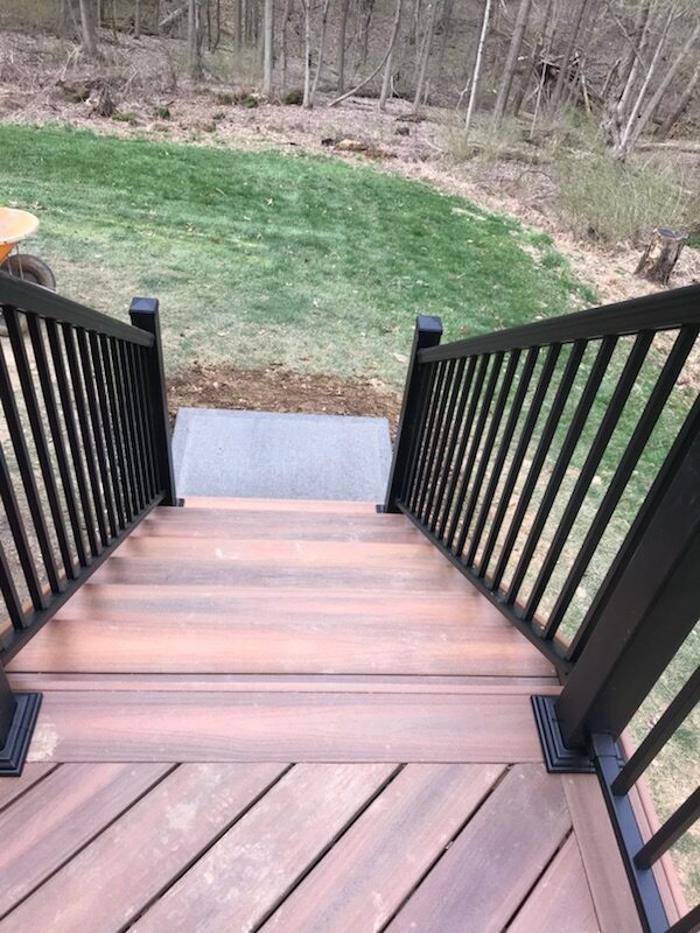 Estridge Deck and Patio LLC Image