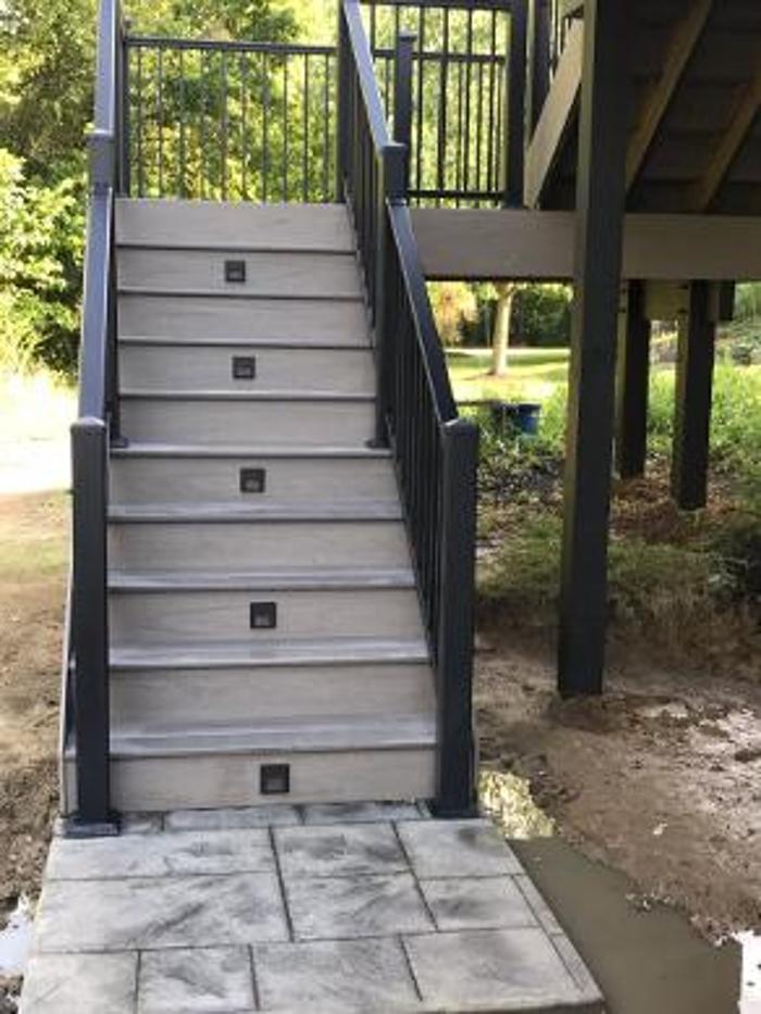 Estridge Deck and Patio LLC Image