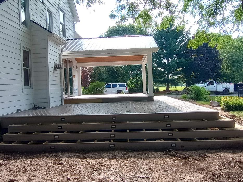 Estridge Deck and Patio LLC Image