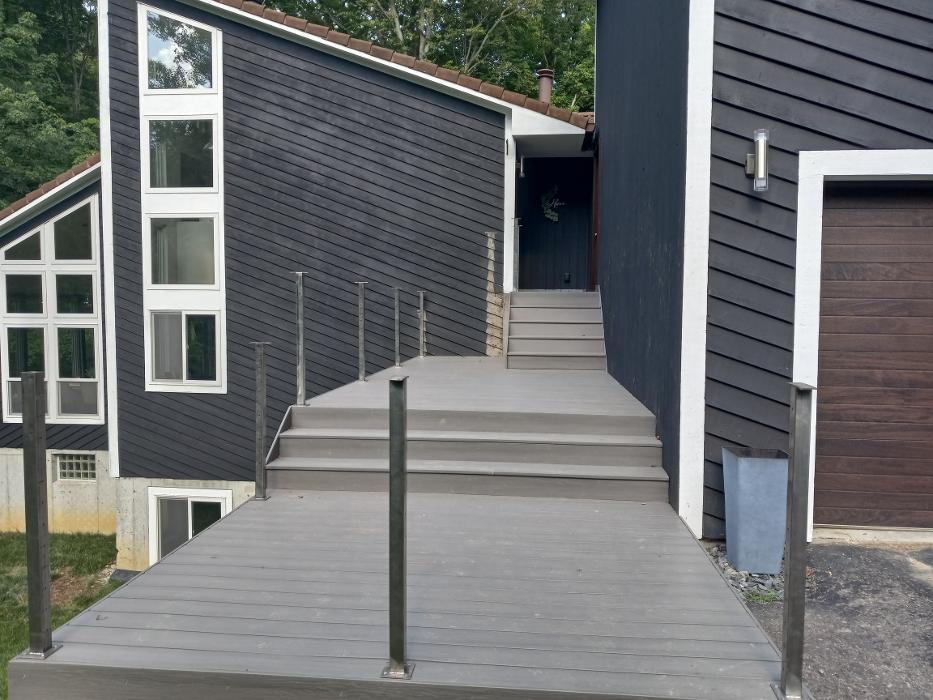 Estridge Deck and Patio LLC Image