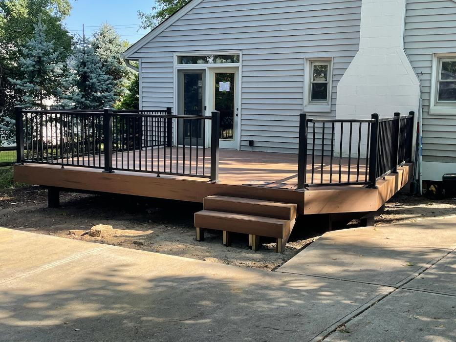 Estridge Deck and Patio LLC Image