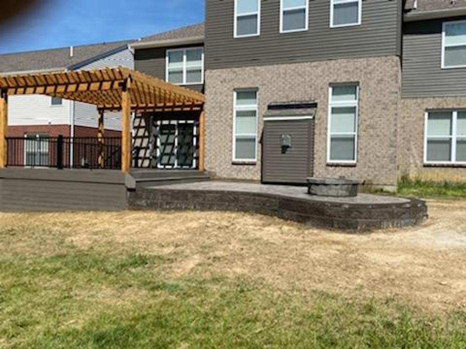 Estridge Deck and Patio LLC Image