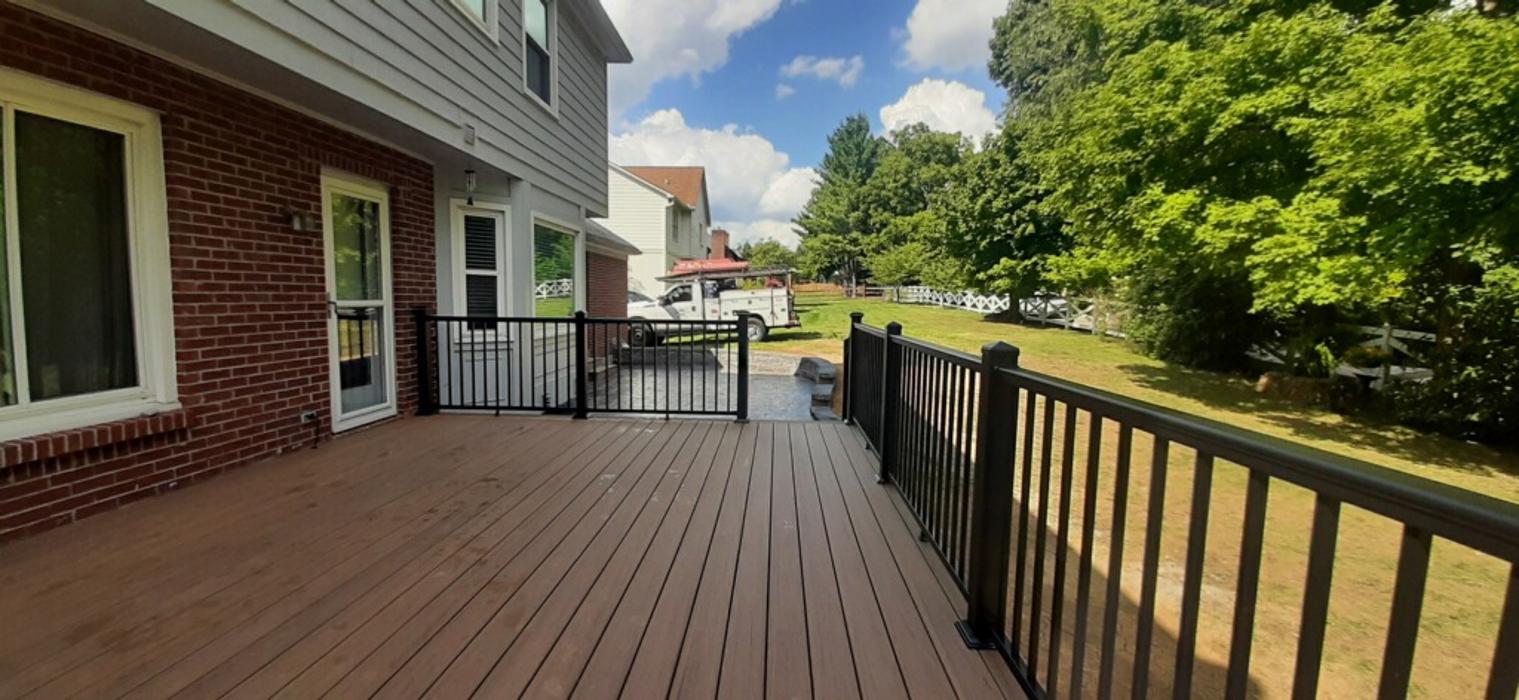 Estridge Deck and Patio LLC Image