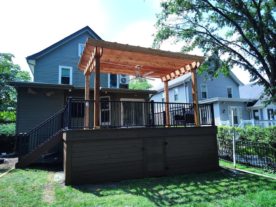 Estridge Deck and Patio LLC Image