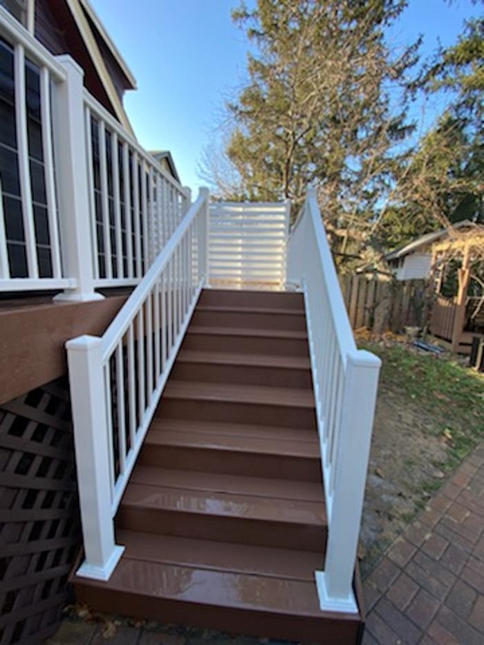 Estridge Deck and Patio LLC Image