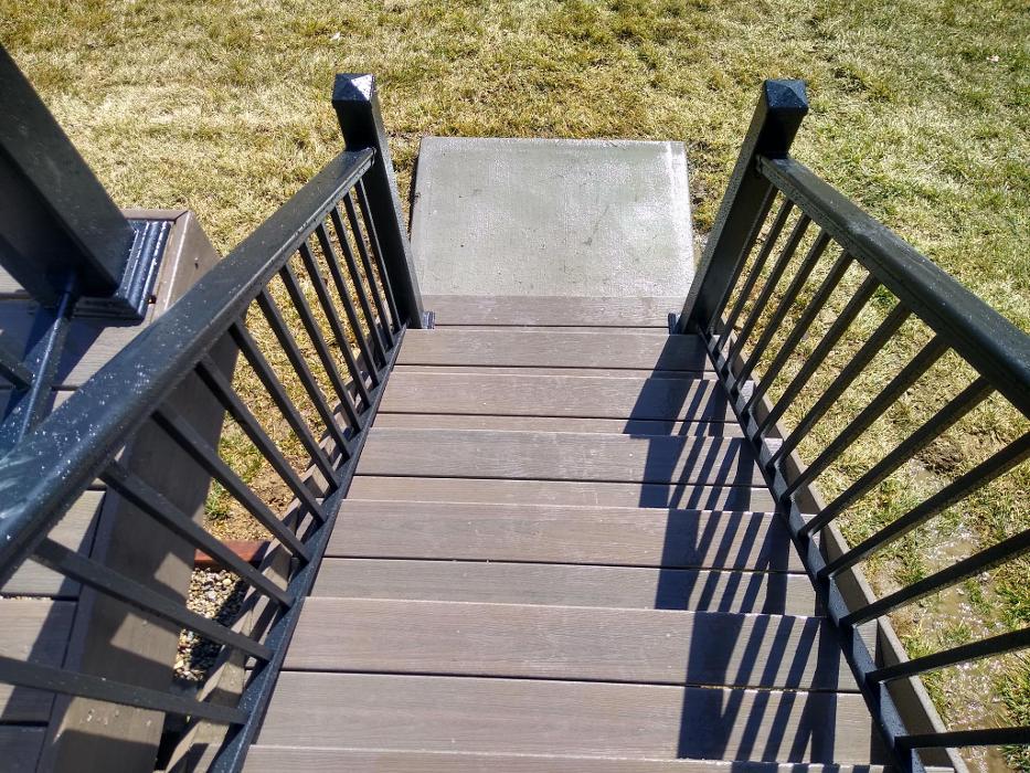 Estridge Deck and Patio LLC Image