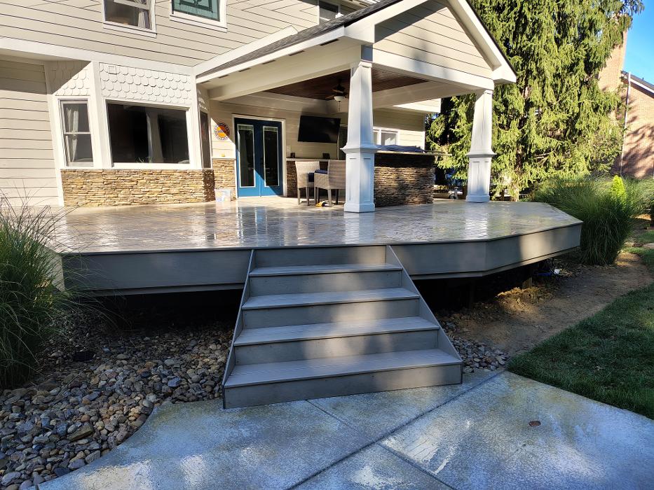 Estridge Deck and Patio LLC Image