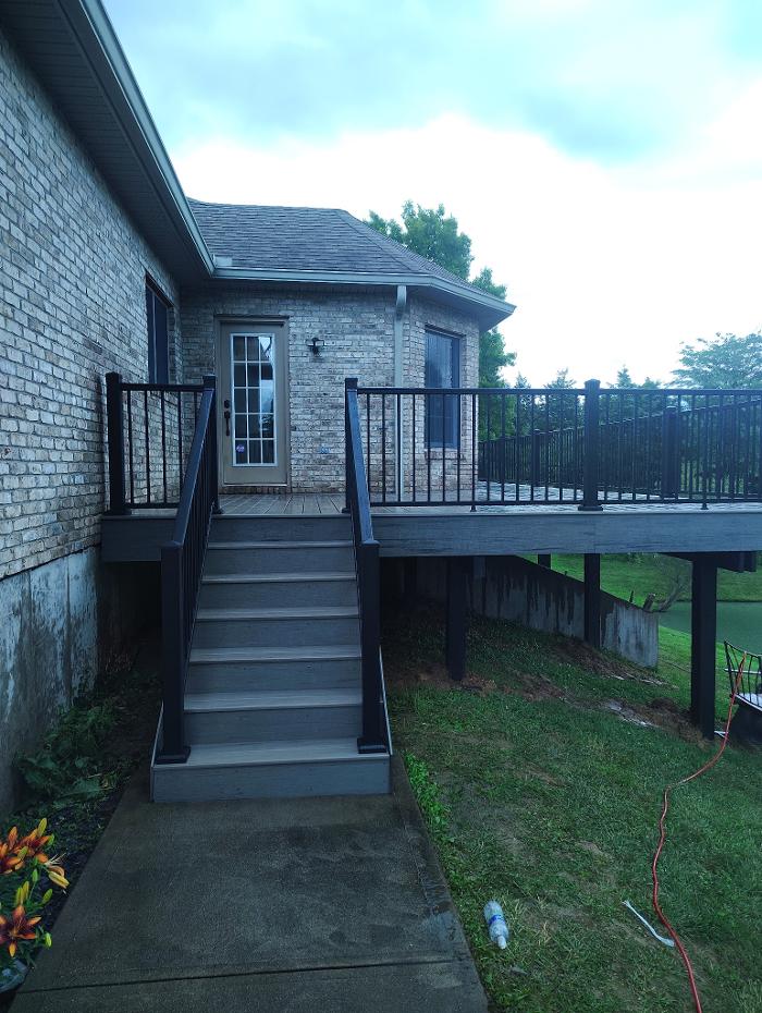 Estridge Deck and Patio LLC Image