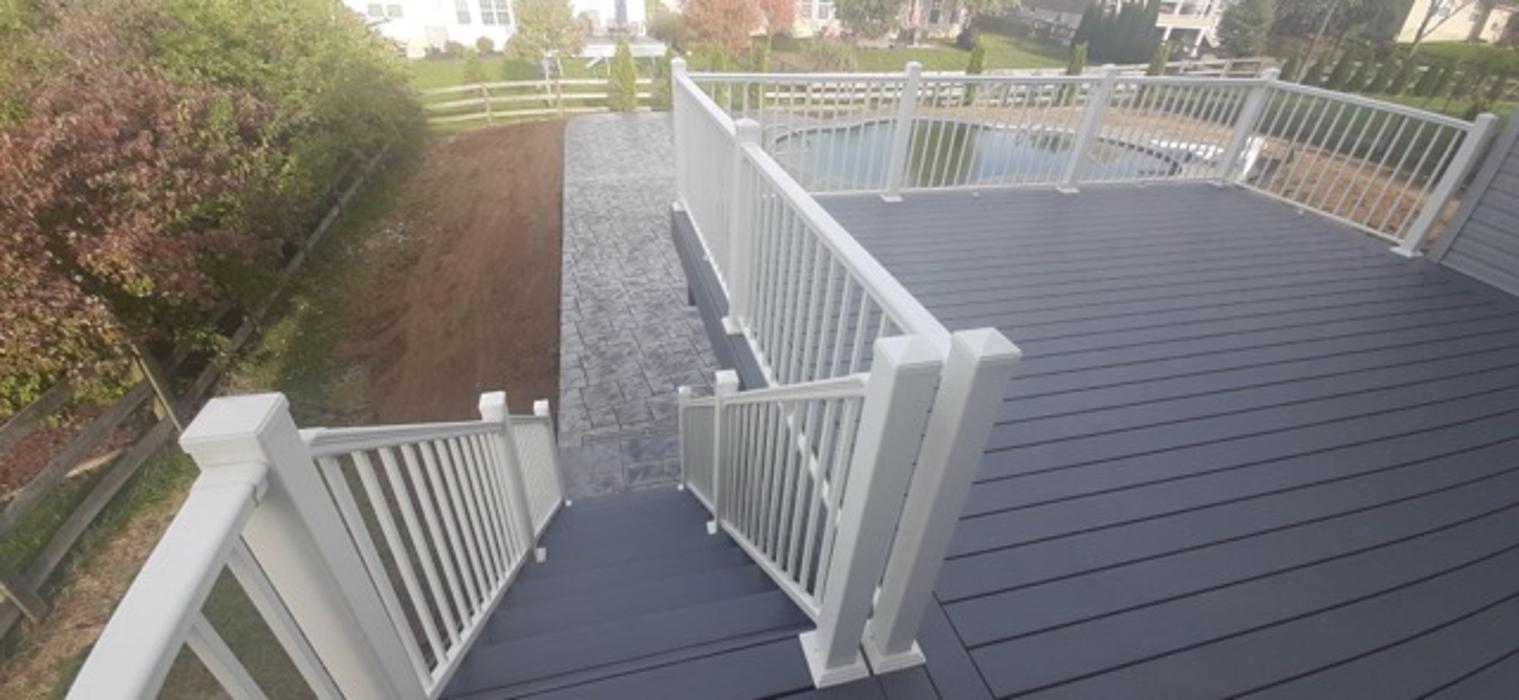 Estridge Deck and Patio LLC Image