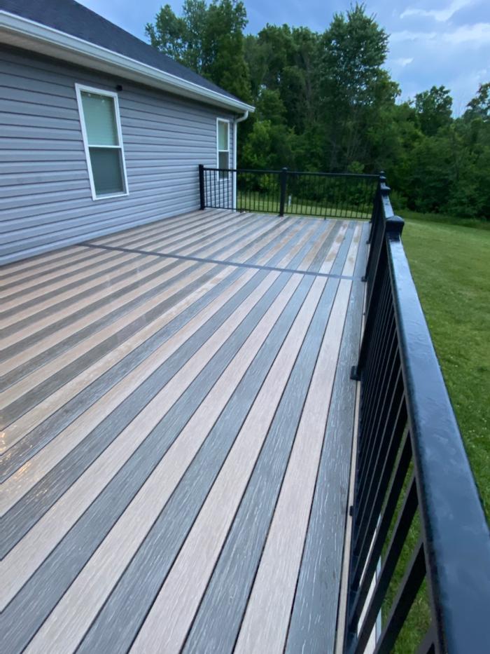 Estridge Deck and Patio LLC Image