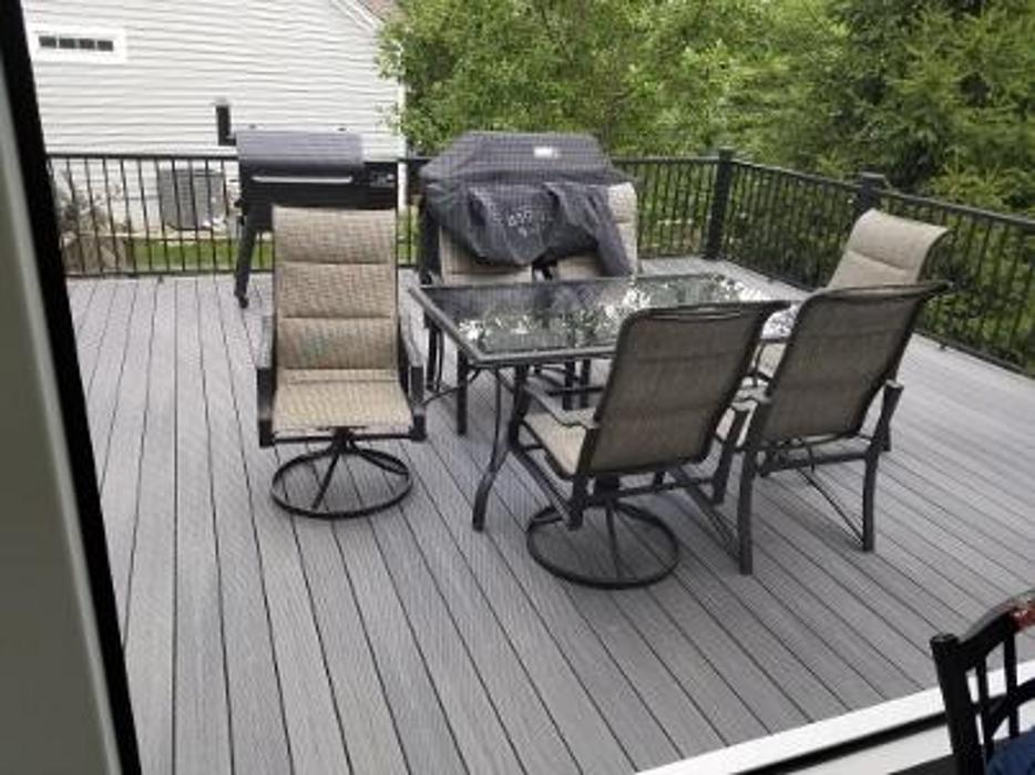 Estridge Deck and Patio LLC Image