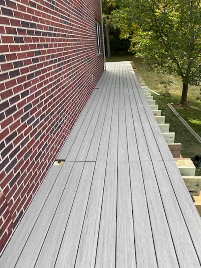 Estridge Deck and Patio LLC Image