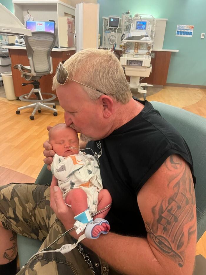 Estridge Deck and Patio LLC Image