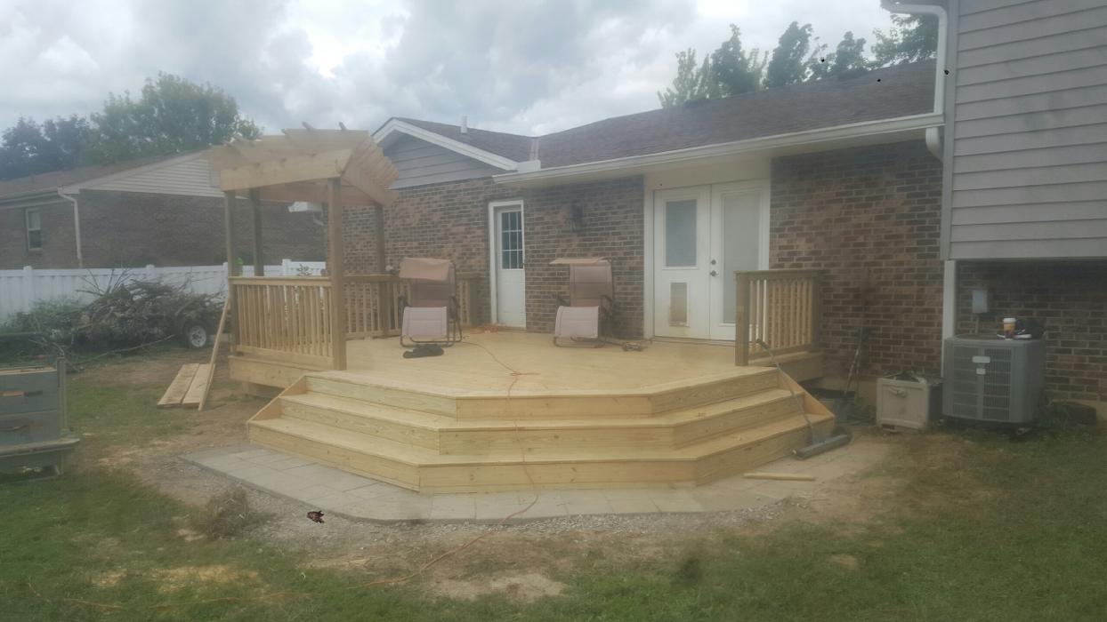 Estridge Deck and Patio LLC Image
