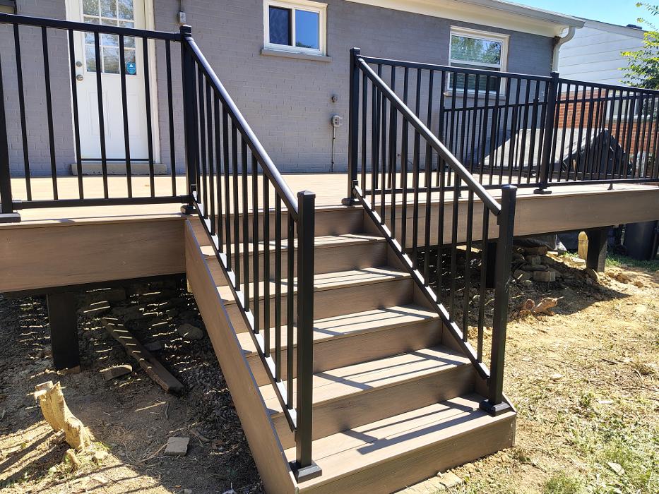 Estridge Deck and Patio LLC Image