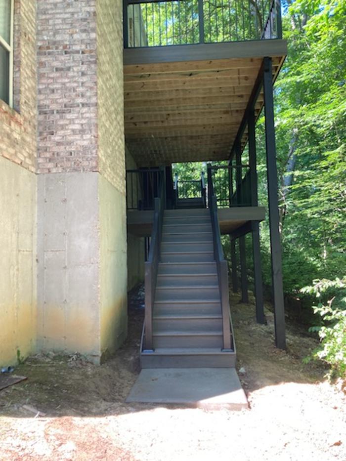 Estridge Deck and Patio LLC Image