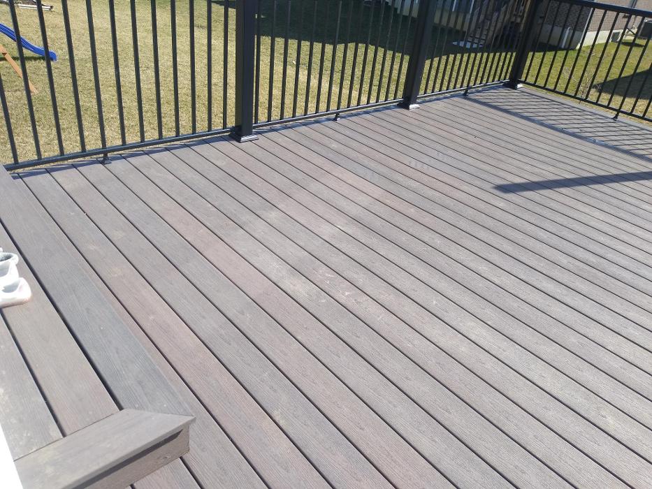 Estridge Deck and Patio LLC Image
