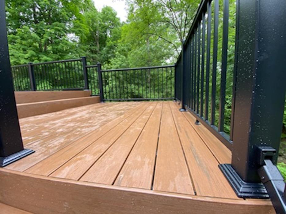 Estridge Deck and Patio LLC Image