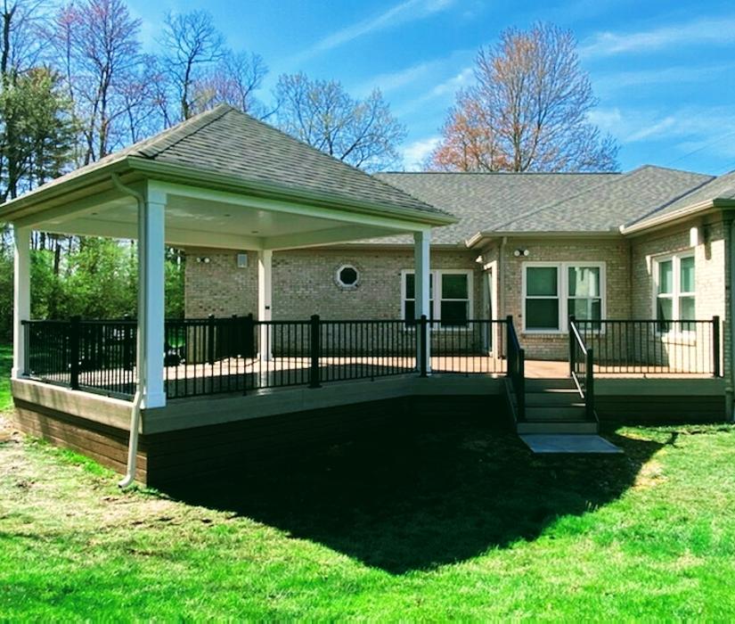 Estridge Deck and Patio LLC Image