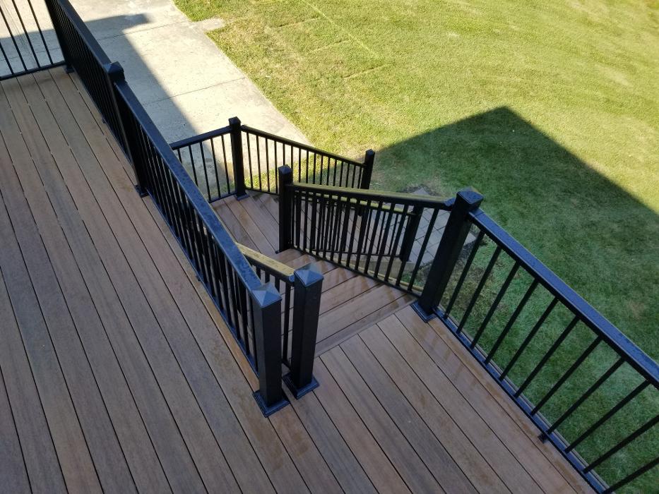 Estridge Deck and Patio LLC Image