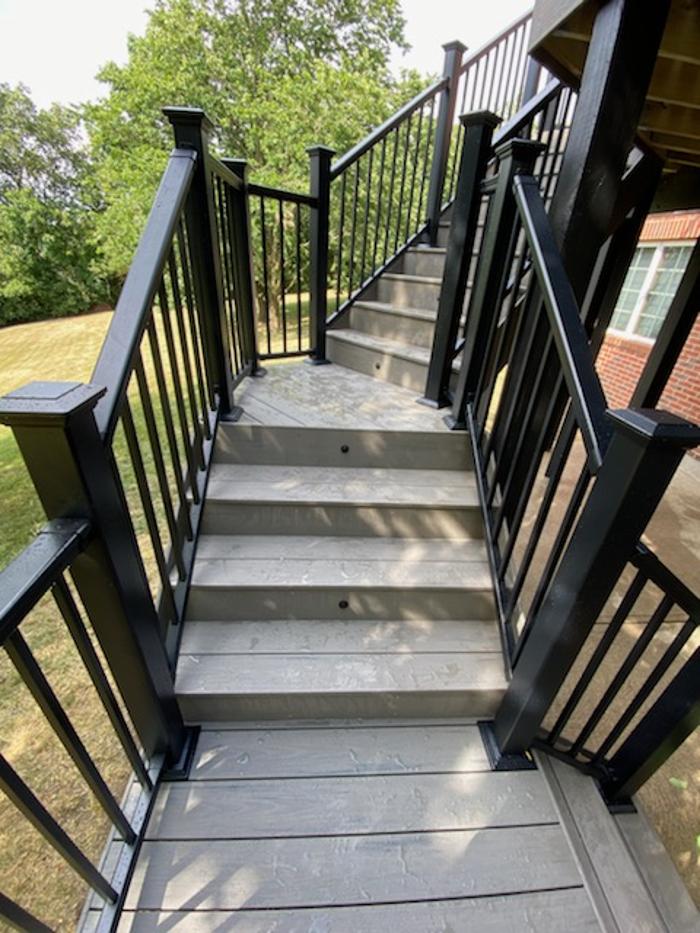 Estridge Deck and Patio LLC Image