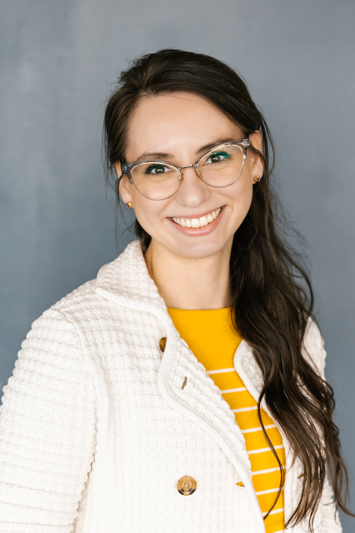 Daryna Kutuza, DDS, DMD Logo