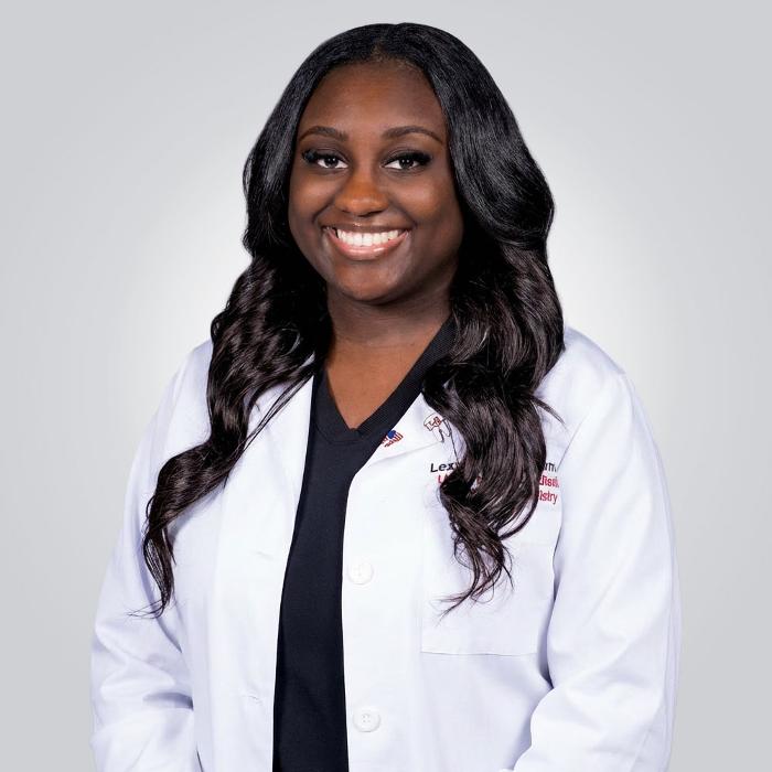 Lexandrea Romain Logo