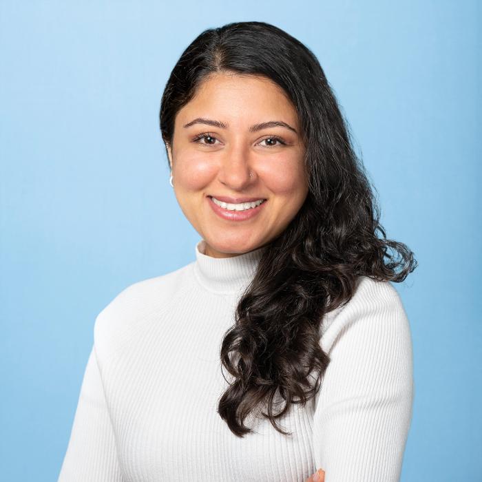 Roshni Varia, DDS, DMD Logo