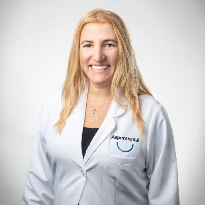 Melissa Thompson Logo