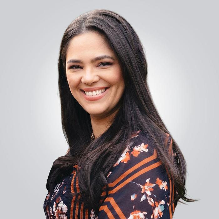 Yusleisy Camacho Logo