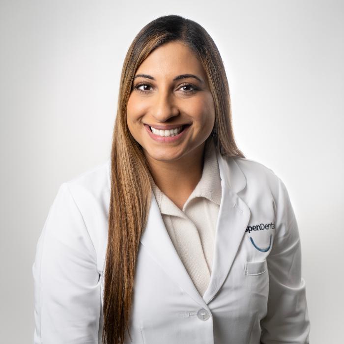 Nadia Mohammadi Logo