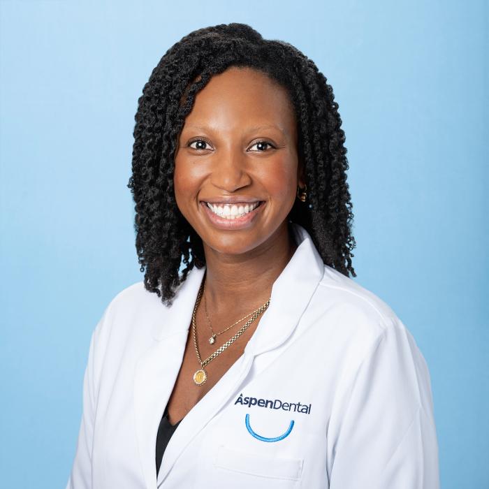 Evelyn Lucas Perry Logo