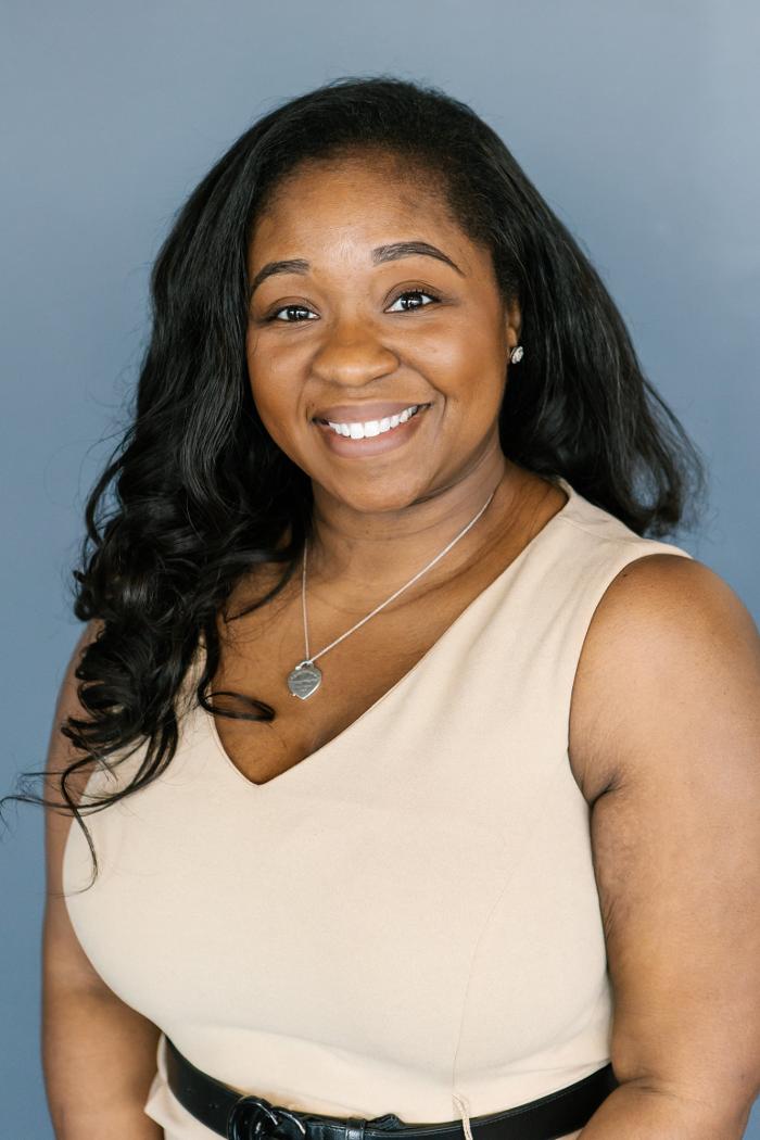 Dwylette Mumford Logo