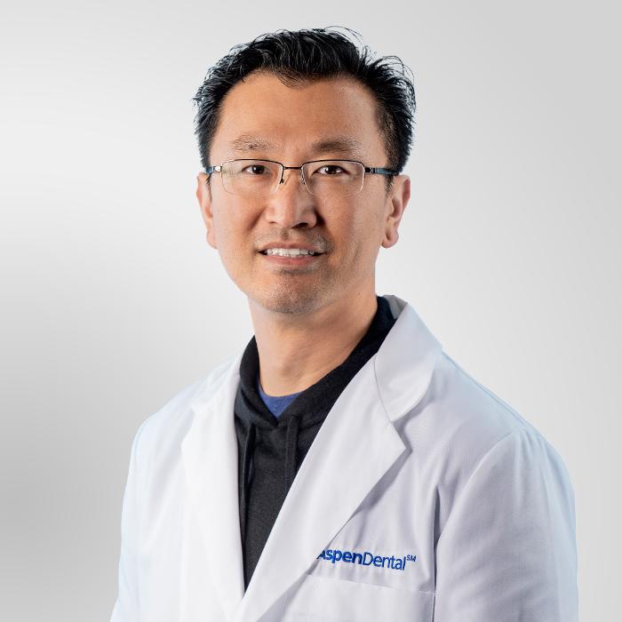 Michael Yoo, DDS, DMD Logo
