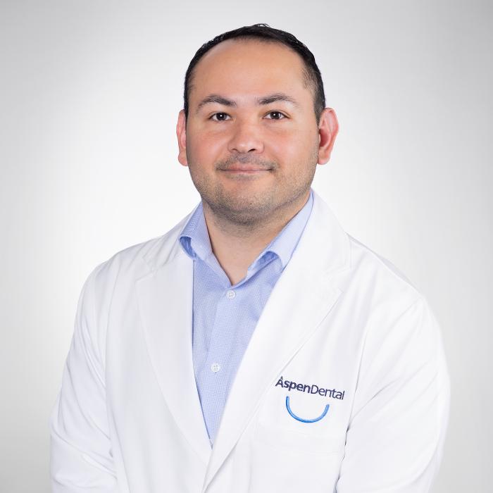 Lazaro Tobias, DDS, DMD Logo