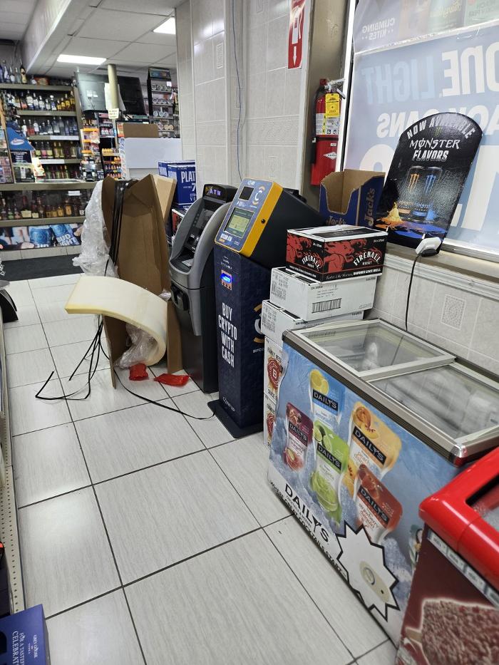 CoinFlip Bitcoin ATM - Cody Mart Liquor & Gas (Le Claire)