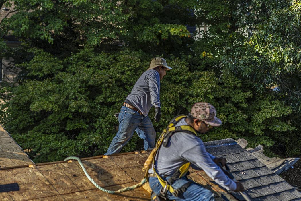 Atlanta Roofing Specialists Image