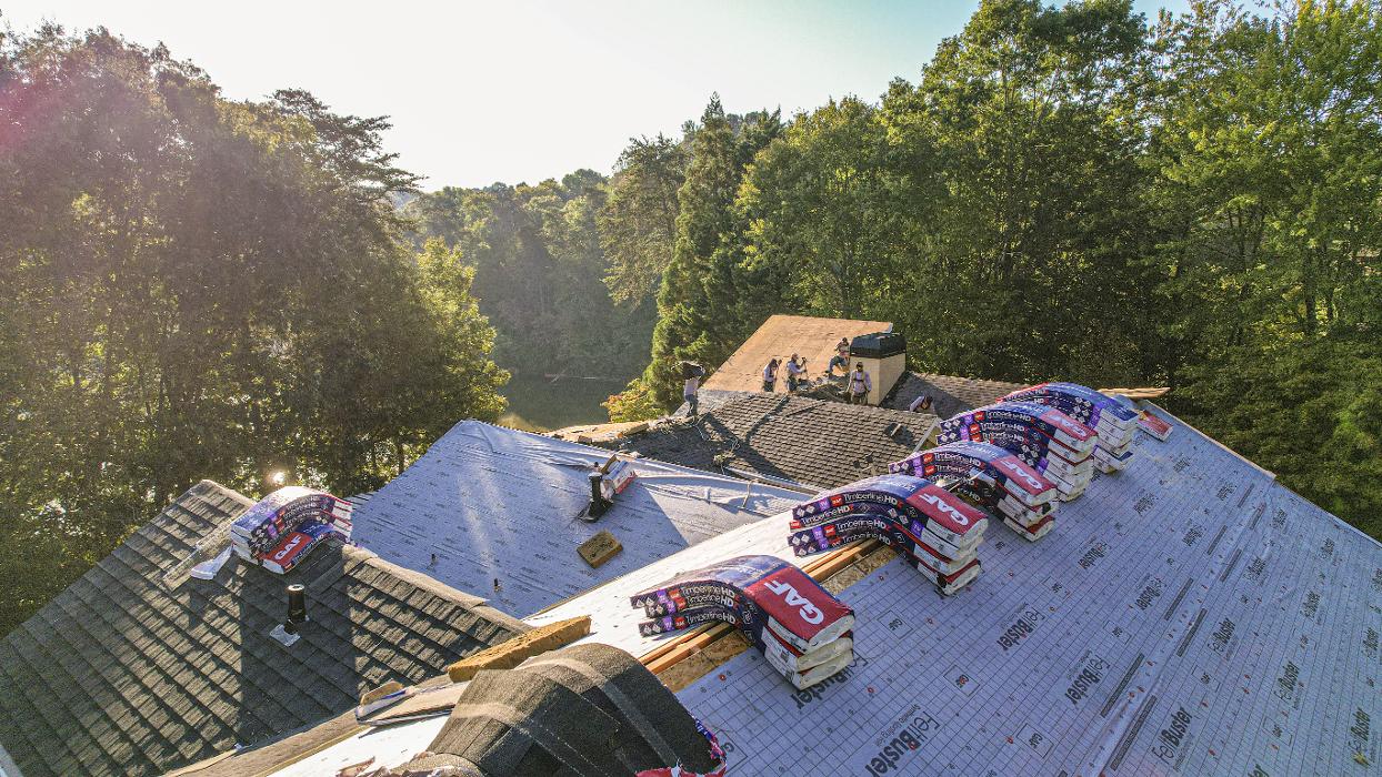Atlanta Roofing Specialists Image