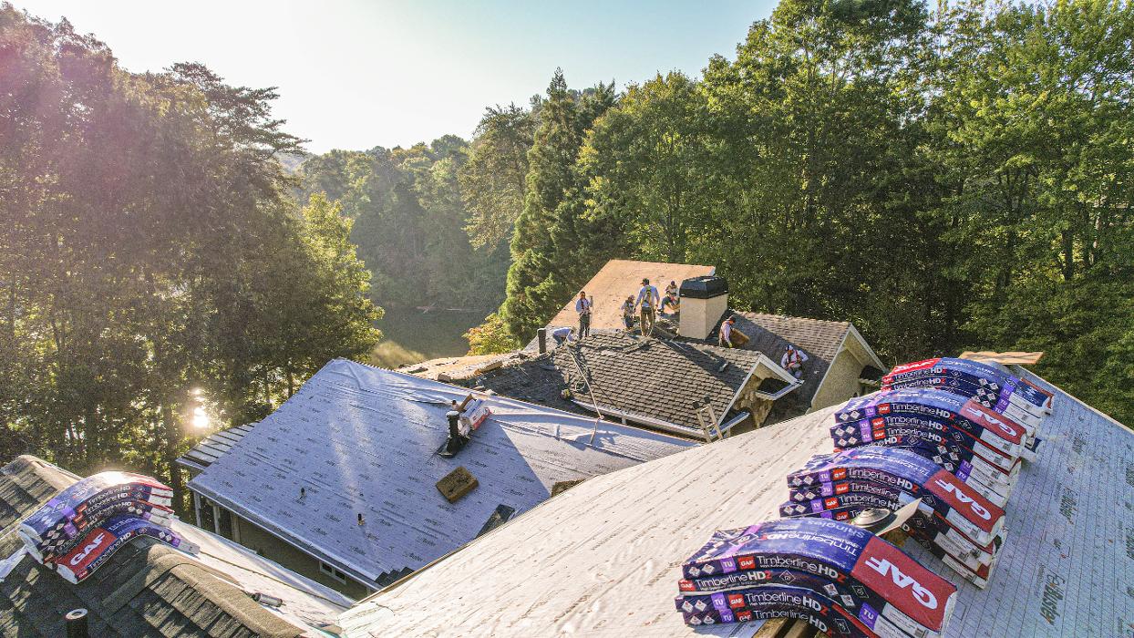 Atlanta Roofing Specialists Image