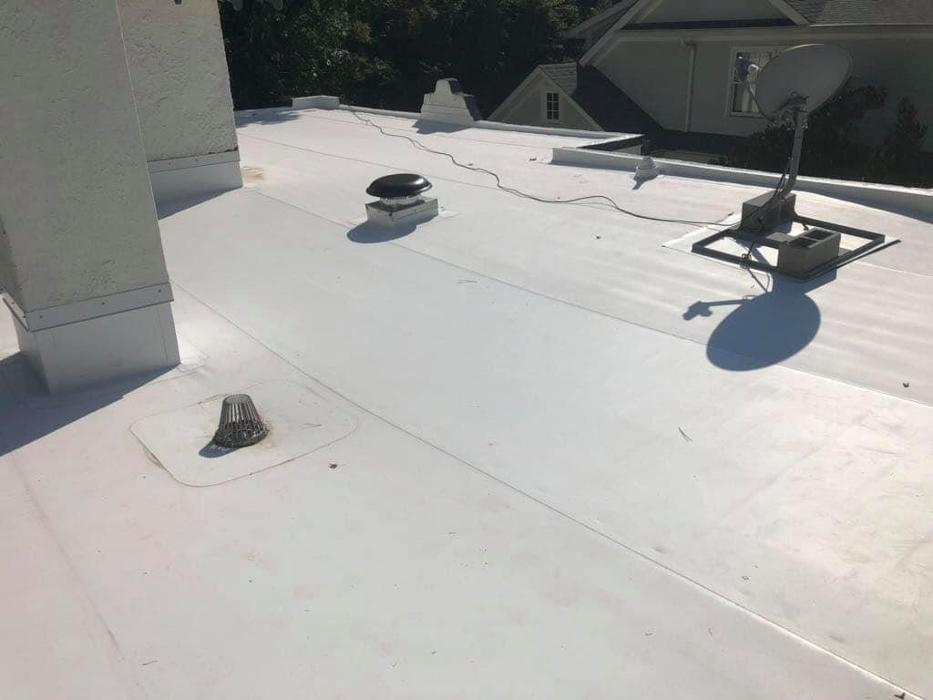 Atlanta Roofing Specialists Image