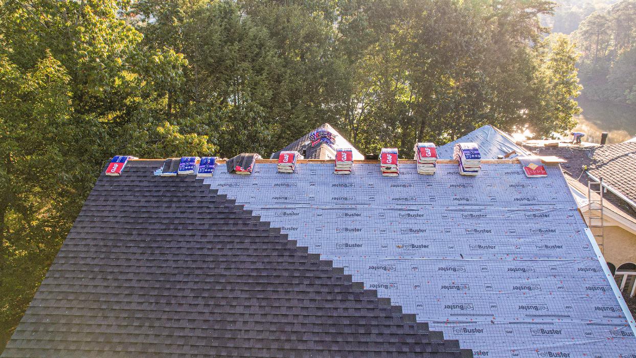 Atlanta Roofing Specialists Image