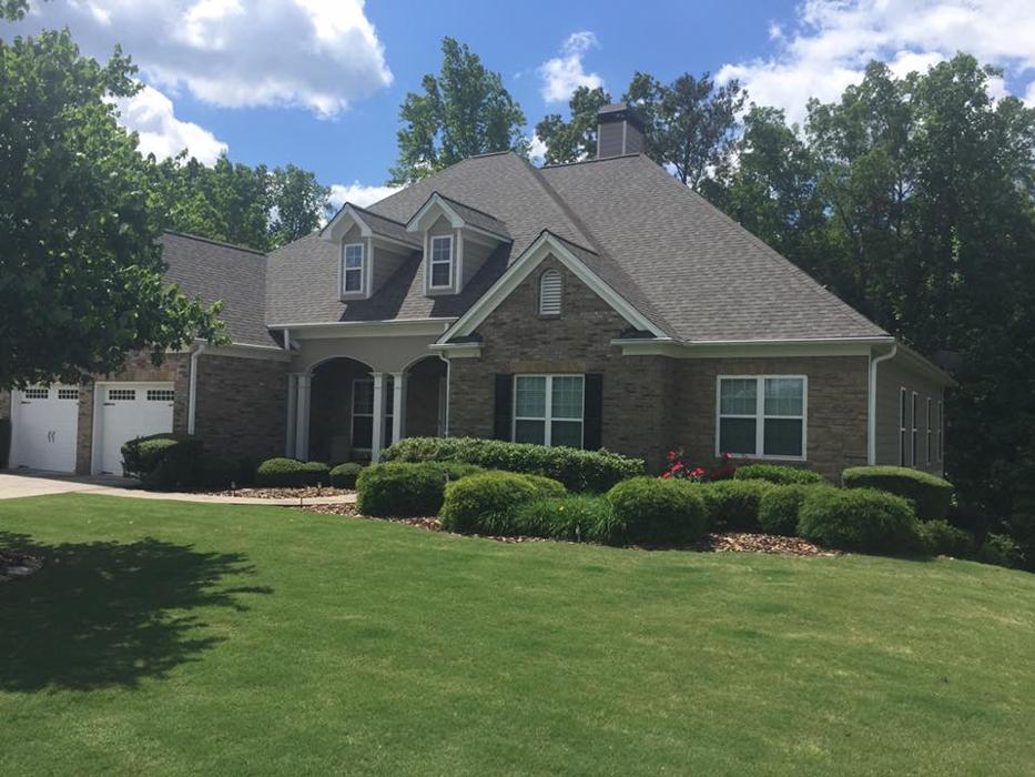 Atlanta Roofing Specialists Image