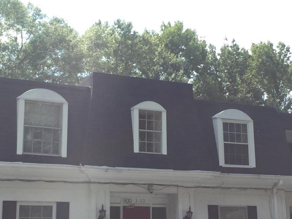 Atlanta Roofing Specialists Image