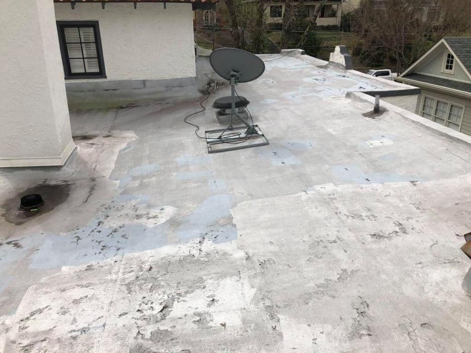 Atlanta Roofing Specialists Image